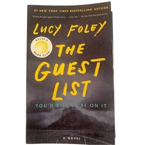 The Guest List by Lucy Foley (Paperback)